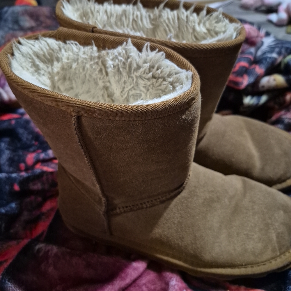 Time and Tru Brown Ankle Boots with Cream Lining